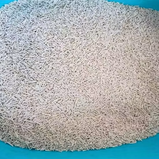 Lettiera per gatti in bentonite estremamente povera di polvere e grumi